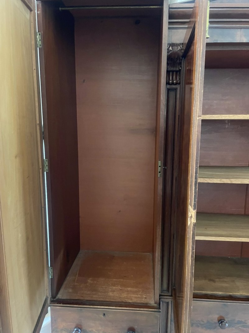 Outstanding Quality Large Victorian Antique Figured Mahogany Four Door Wardrobe - Image 7